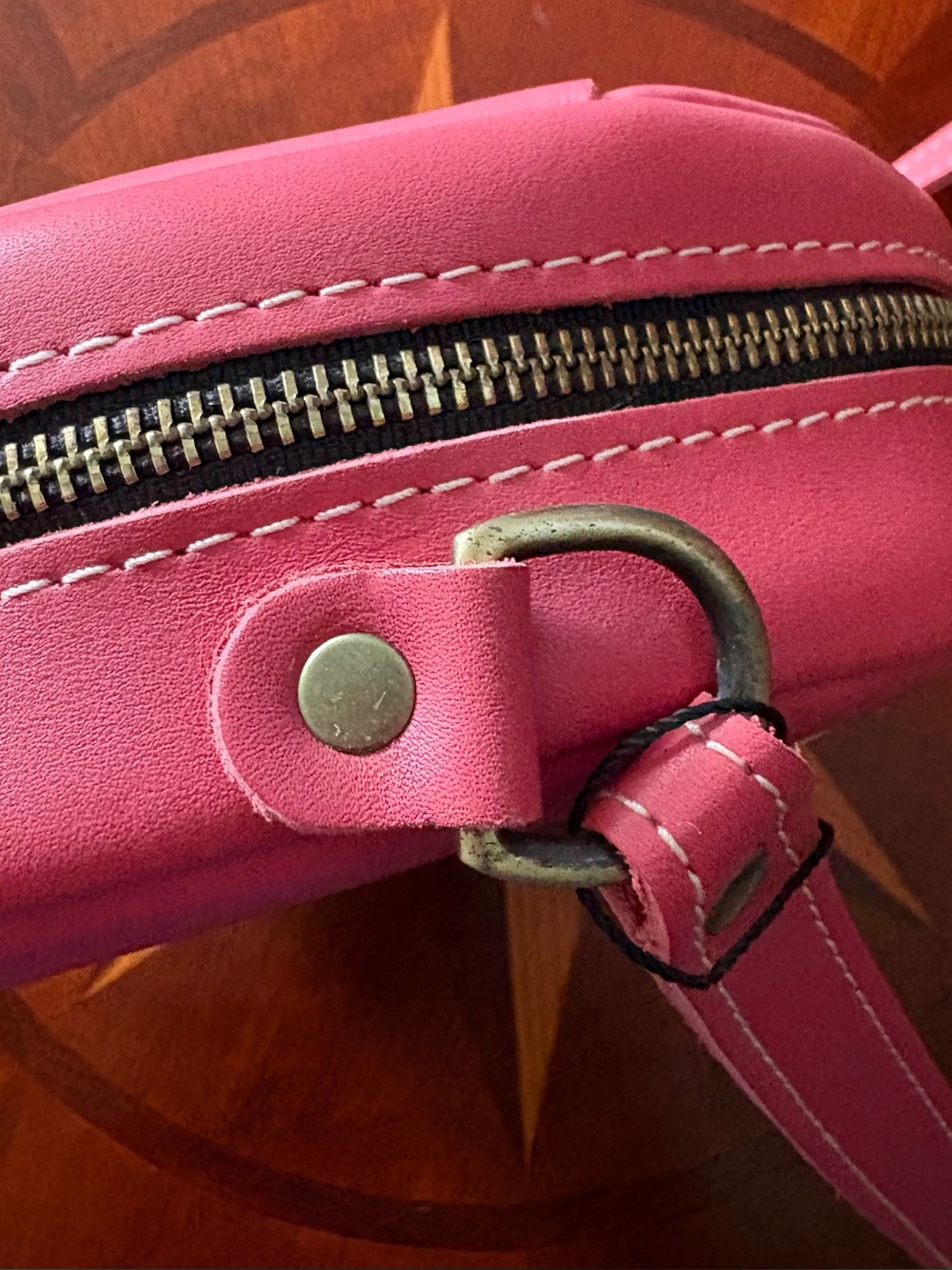 Portland Leather Tulip pink 9 inch Round Crossbody Bag - Picture 4 of 8